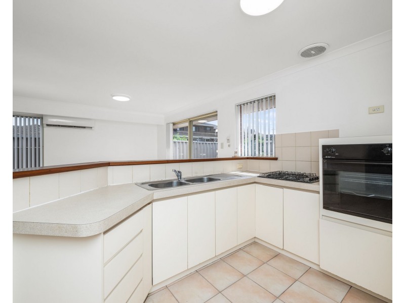4/264 Hampton Road, Fremantle WA 6160