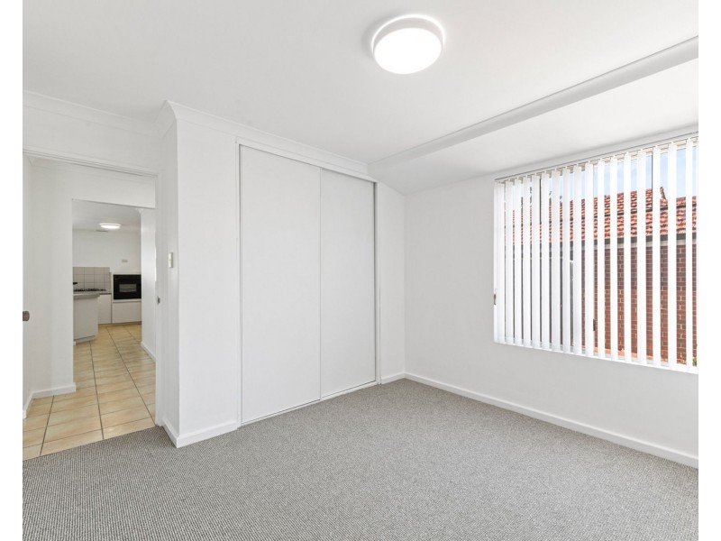 4/264 Hampton Road, Fremantle WA 6160