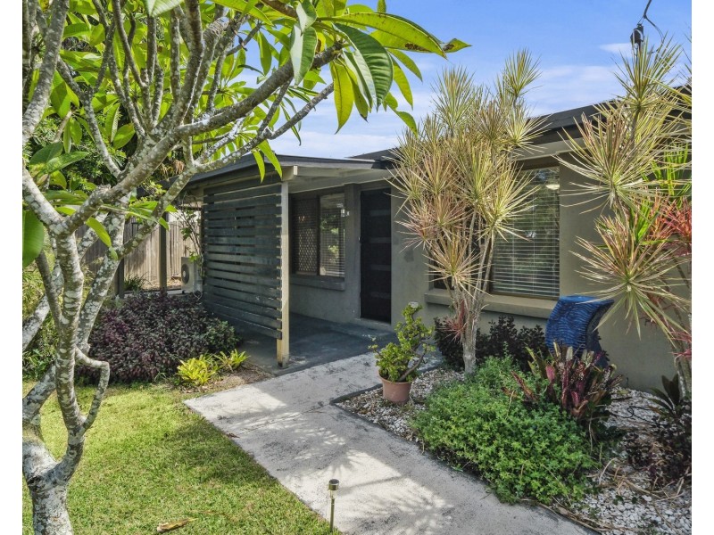 3 Kelunji court, Beachmere QLD 4510