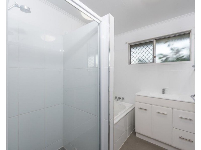 16 McVeigh Street, Kepnock QLD 4670