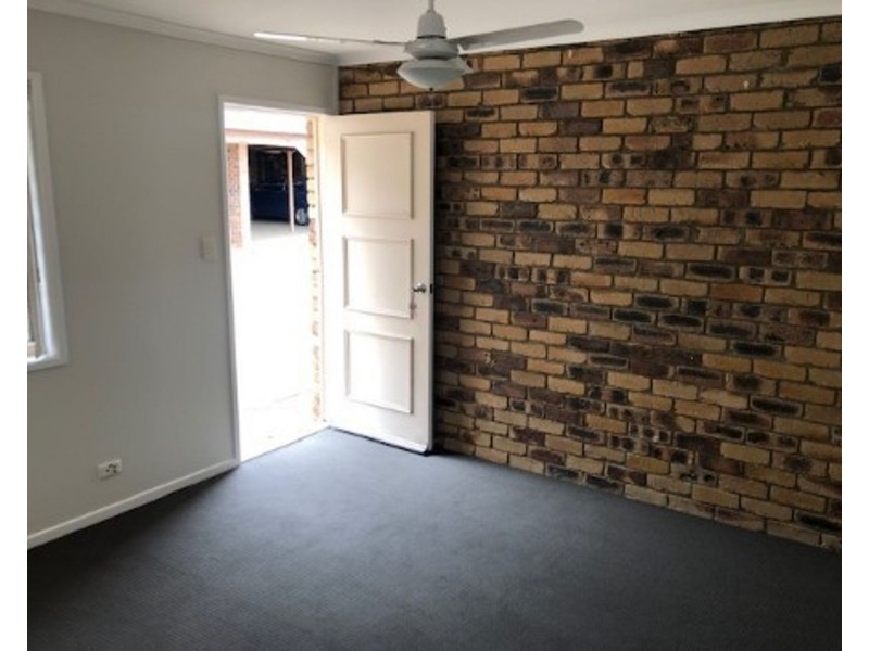 2/74 Station Road, Lawnton QLD 4501