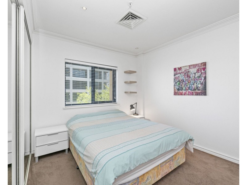 605/2 St Georges Terrace, Perth WA 6000