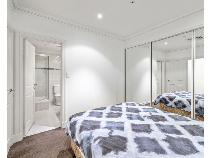 605/2 St Georges Terrace, Perth WA 6000