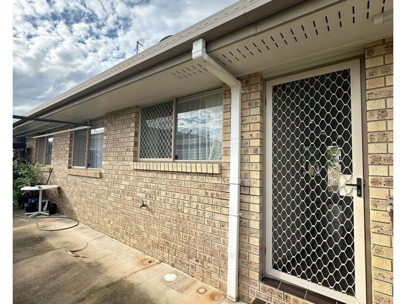 2/31 Crofton Street, Bundaberg South QLD 4670