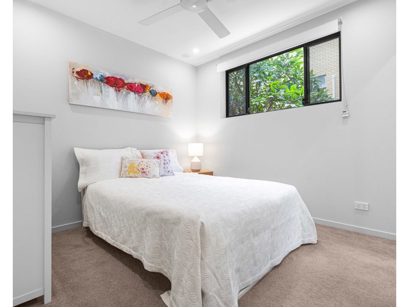 4/44 Miles Street, Hawthorne QLD 4171