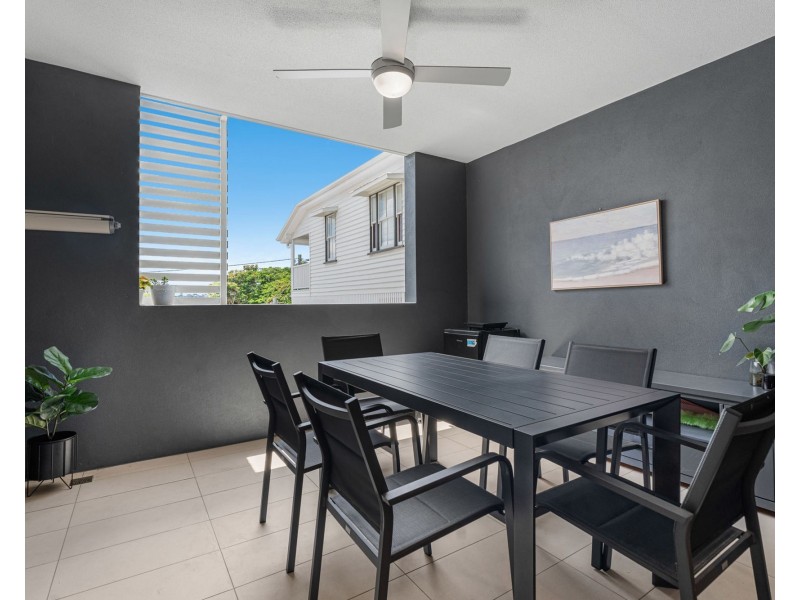 4/44 Miles Street, Hawthorne QLD 4171