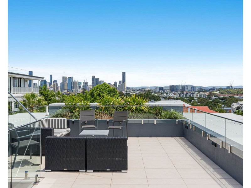 4/44 Miles Street, Hawthorne QLD 4171