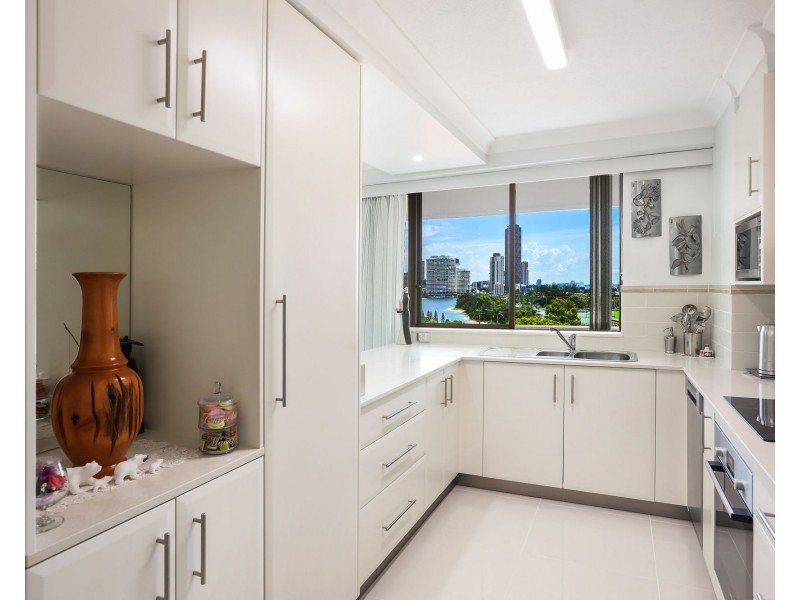 29/20 Commodore Drive, Paradise Waters QLD 4217