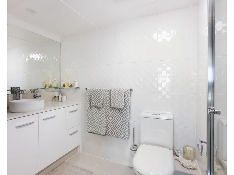 29/20 Commodore Drive, Paradise Waters QLD 4217