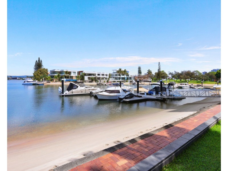 29/20 Commodore Drive, Paradise Waters QLD 4217