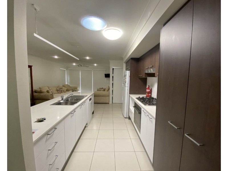 10 Wildwood Circuit, Mango Hill QLD 4509
