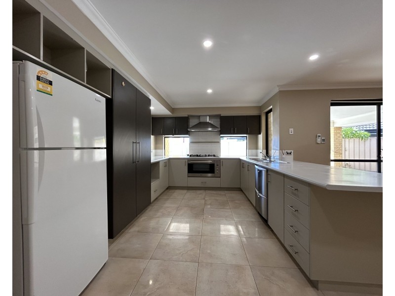 15 Beauly Parade, Canning Vale WA 6155