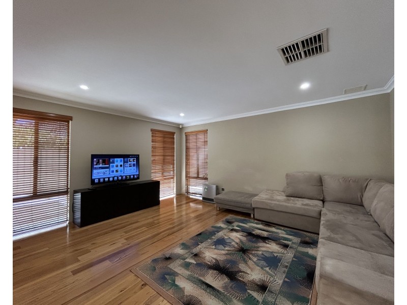 15 Beauly Parade, Canning Vale WA 6155