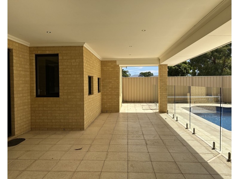 15 Beauly Parade, Canning Vale WA 6155