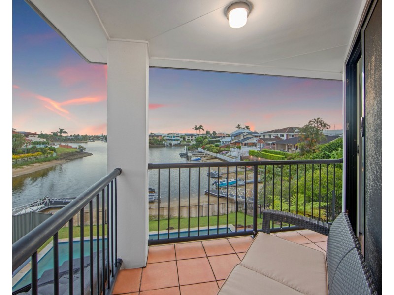 5 Aberdeen Avenue, Benowa Waters QLD 4217