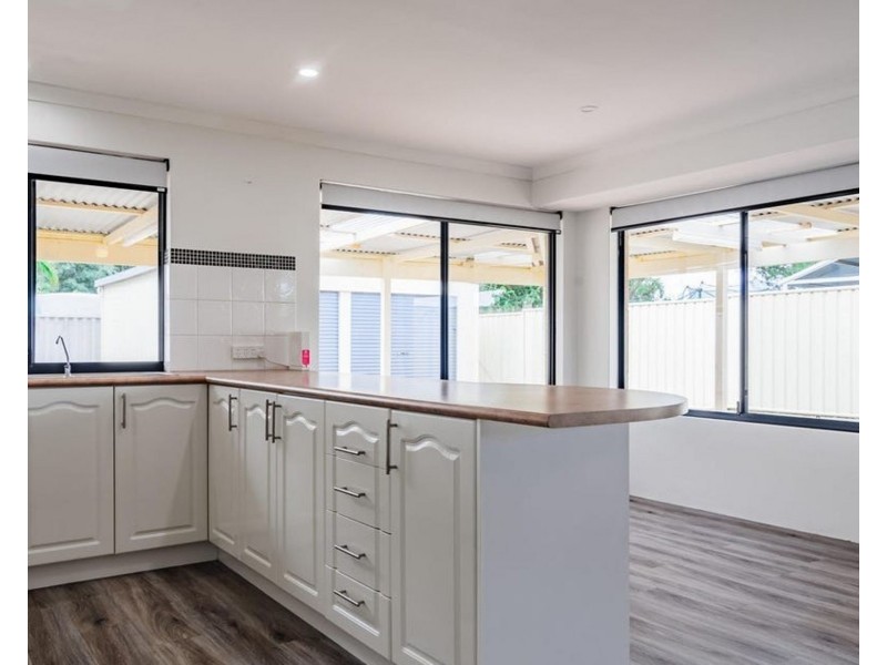 24 Exchequer Avenue, Greenfields WA 6210