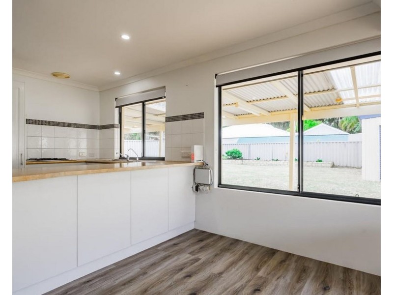 24 Exchequer Avenue, Greenfields WA 6210