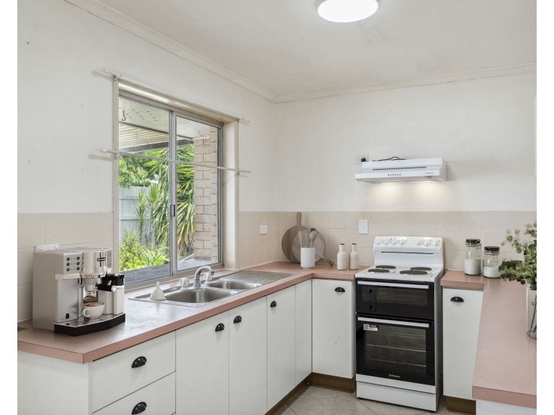 42 cascade street, Raceview QLD 4305