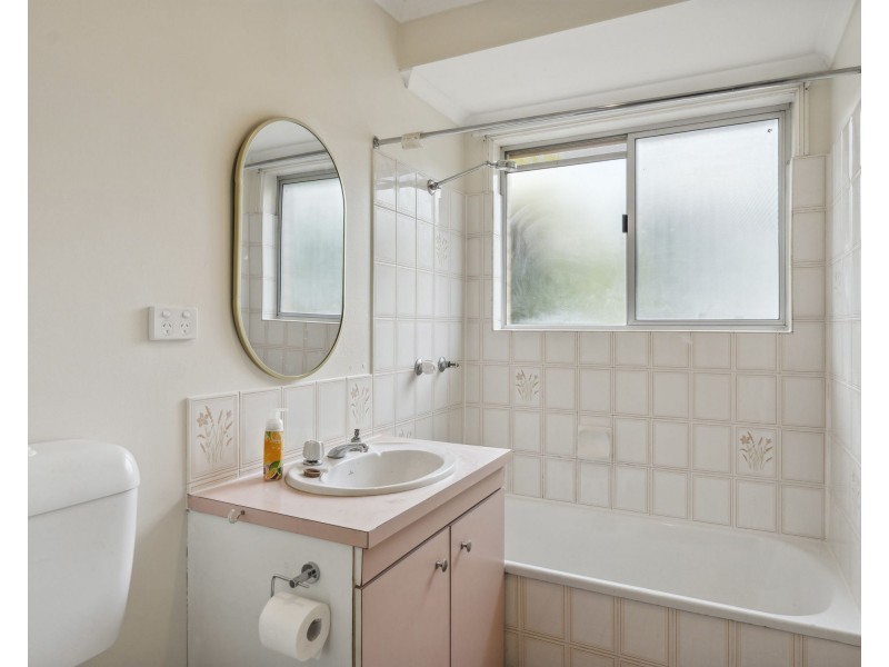 42 cascade street, Raceview QLD 4305