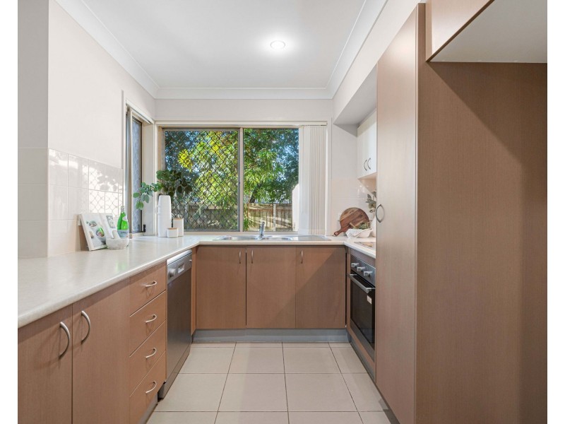 6/6 Canton Court, Manly West QLD 4179