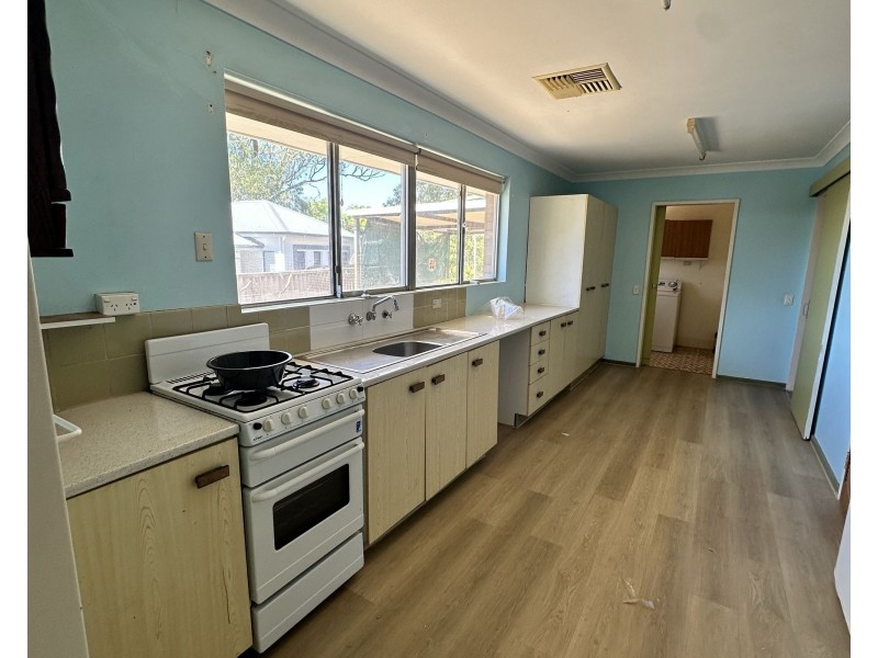 40 Ward Crescent, Kelmscott WA 6111