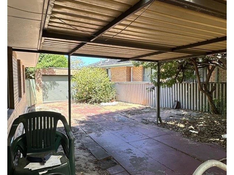 40 Ward Crescent, Kelmscott WA 6111