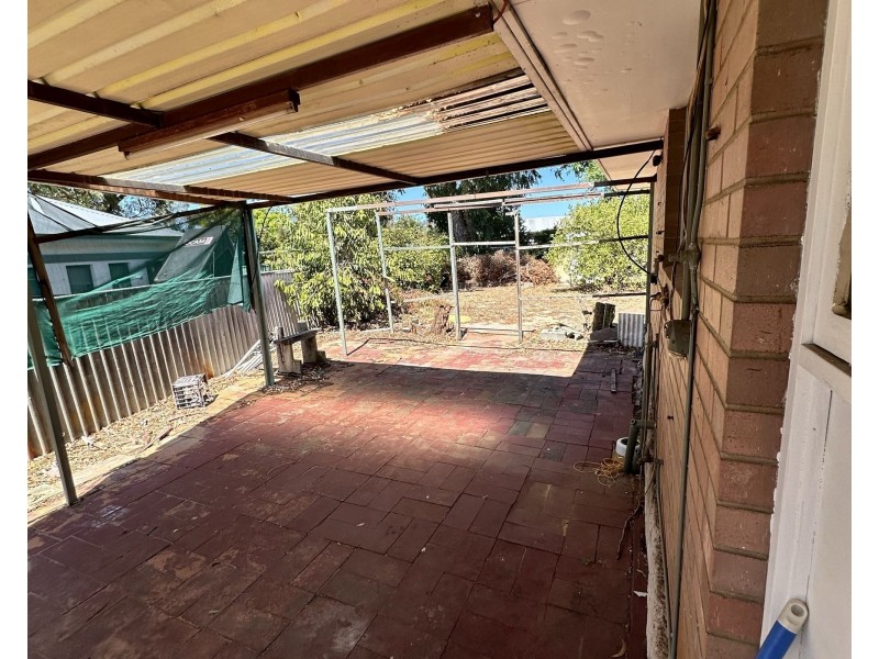 40 Ward Crescent, Kelmscott WA 6111