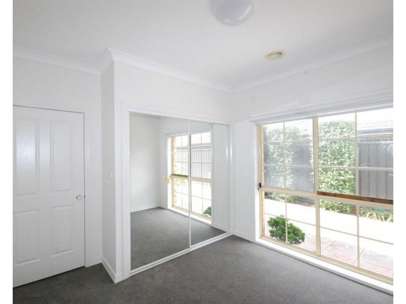 2/29 Surrey Street, Pascoe Vale VIC 3044