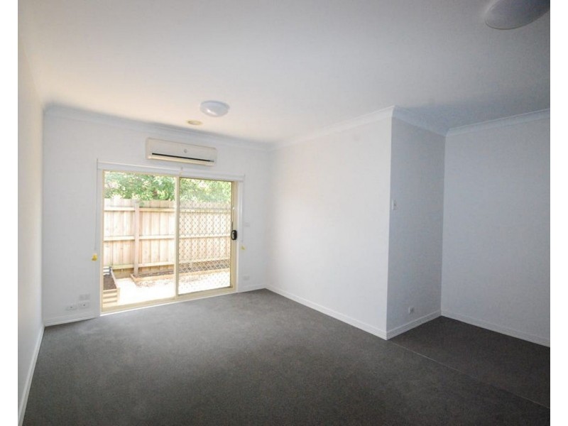 2/29 Surrey Street, Pascoe Vale VIC 3044