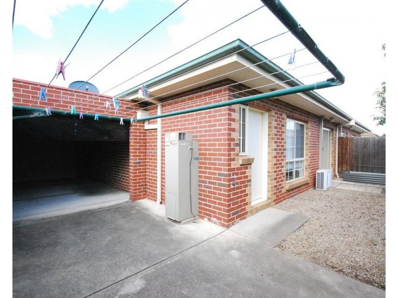 2/29 Surrey Street, Pascoe Vale VIC 3044