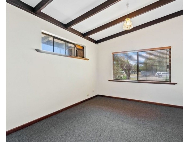 11 Baroy Street, Falcon WA 6210