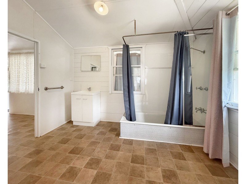 191 Greet Road, The Bluff QLD 4340