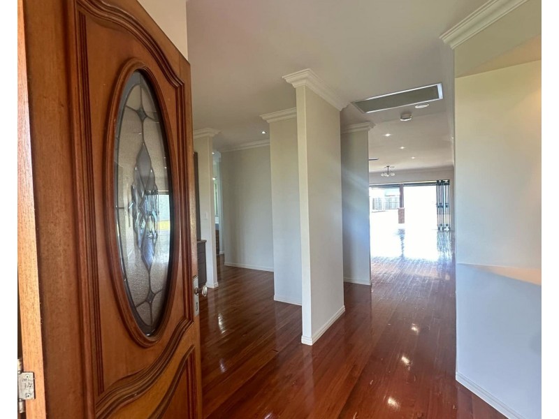 17 Issac Street, Bargara QLD 4670