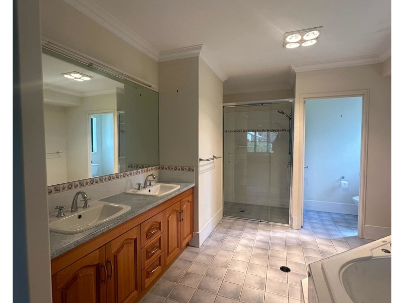 17 Issac Street, Bargara QLD 4670