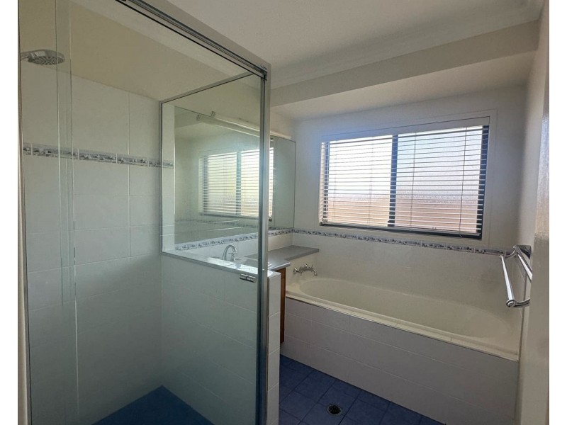 17 Issac Street, Bargara QLD 4670