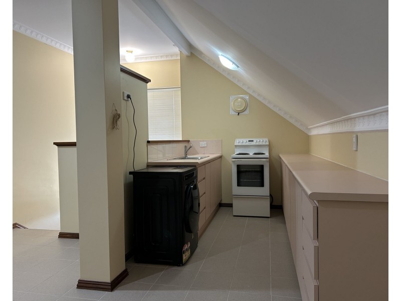 7 Rangeview Place, Canning Vale WA 6155