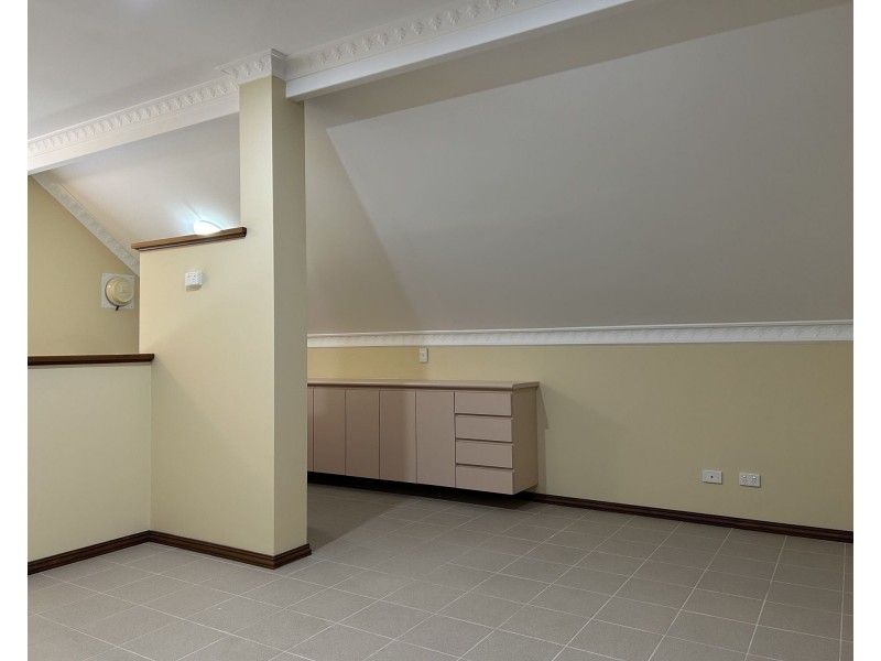 7 Rangeview Place, Canning Vale WA 6155