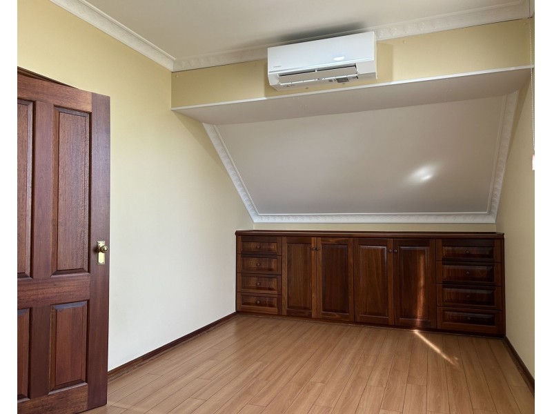 7 Rangeview Place, Canning Vale WA 6155