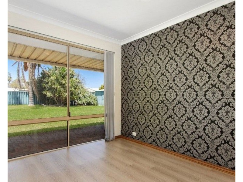 719 Safety Bay Road, Warnbro WA 6169