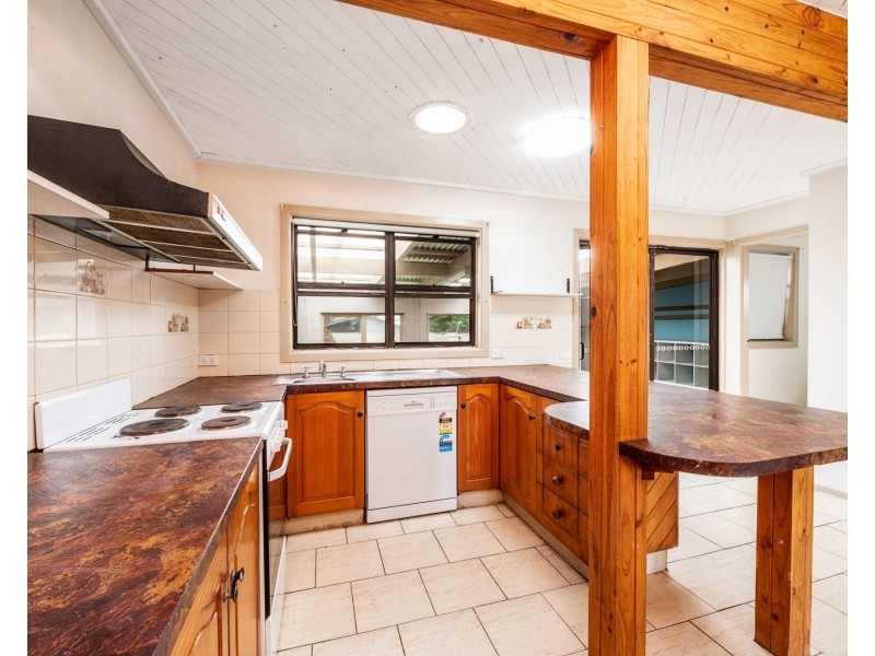 74 Pacific Street, Long Jetty NSW 2261