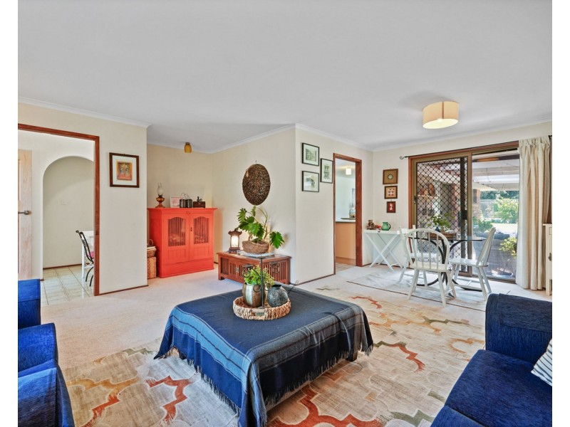 25 Rogers Street, Beachmere QLD 4510