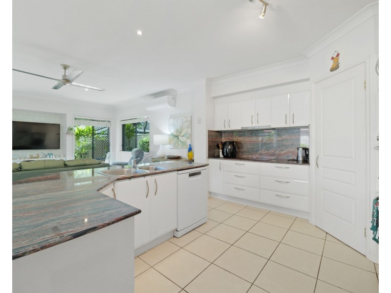 13 Campbellville Circuit, Pelican Waters QLD 4551