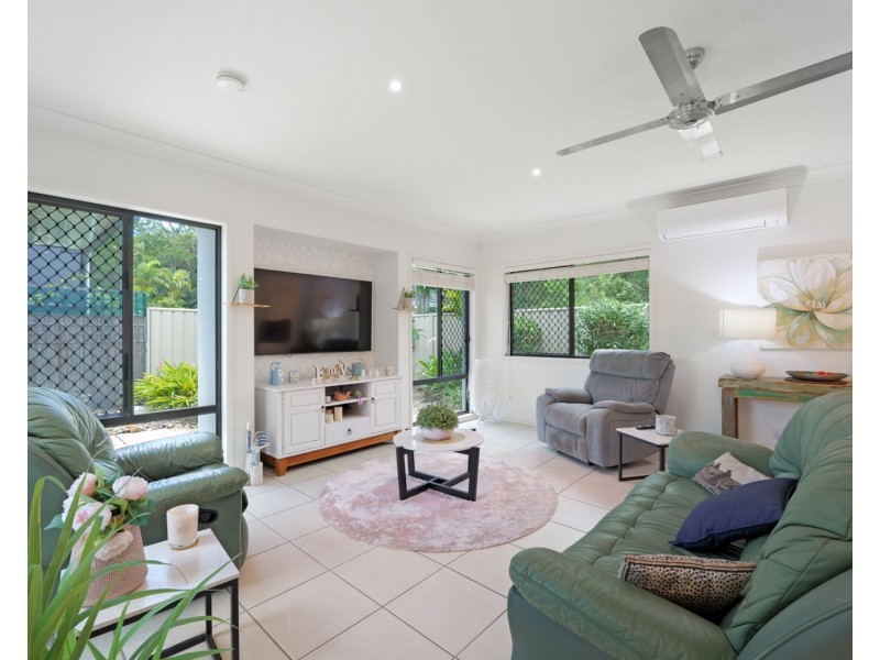 13 Campbellville Circuit, Pelican Waters QLD 4551