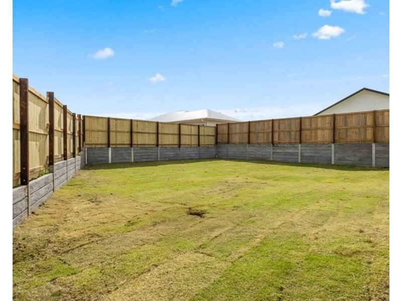 1 Bridge Creek Road, Maleny QLD 4552