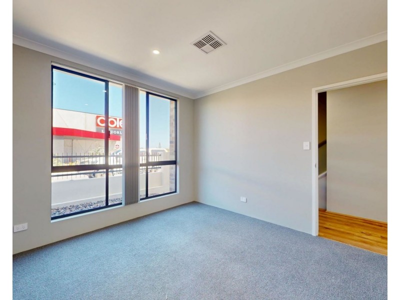 20 Silver Fern Avenue, Currambine WA 6028