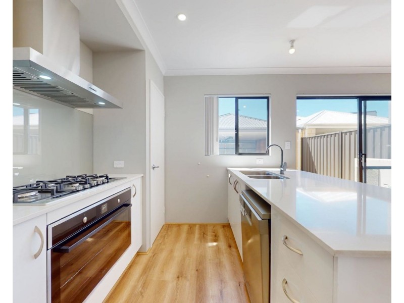 20 Silver Fern Avenue, Currambine WA 6028