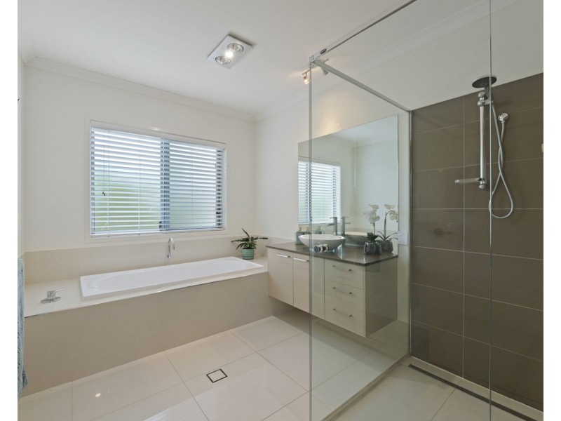 8 Koopa Place, Pelican Waters QLD 4551