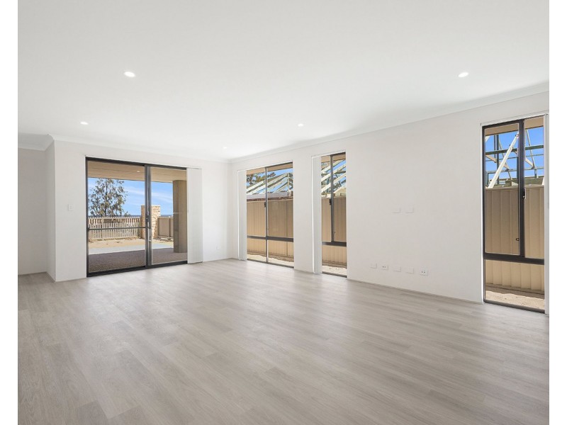 11 Yamba View, Alkimos WA 6038