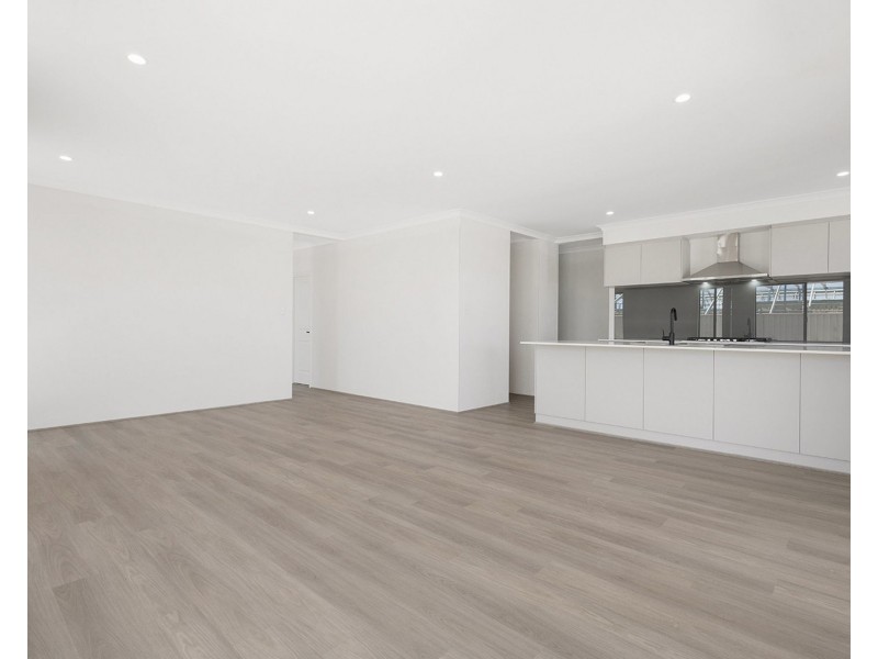 11 Yamba View, Alkimos WA 6038