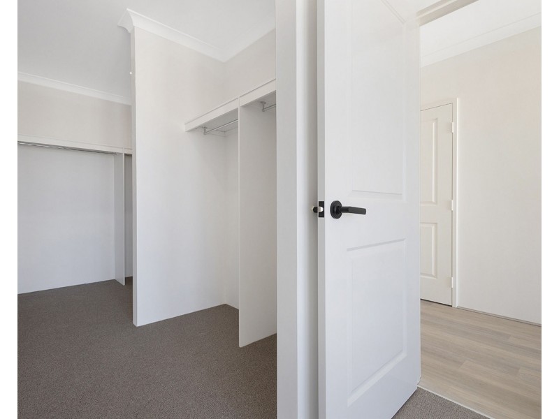 11 Yamba View, Alkimos WA 6038